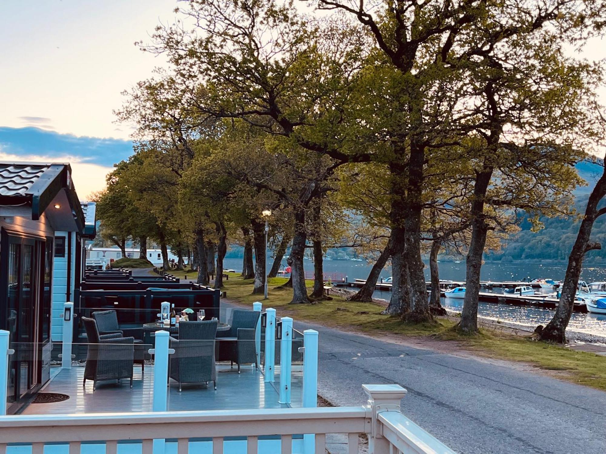 Lakewood Lodge セント・フィルカンズ エクステリア 写真