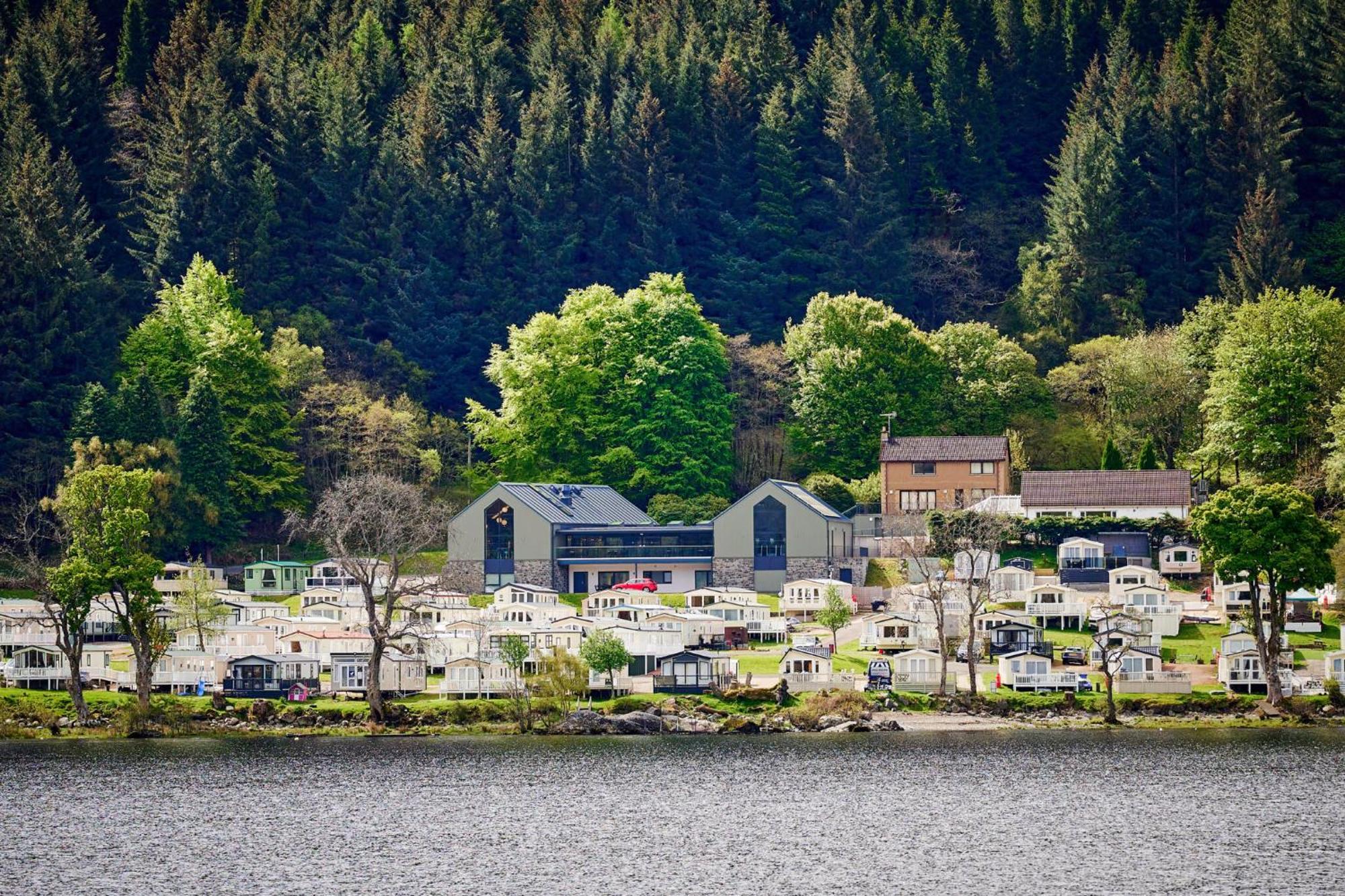 Lakewood Lodge セント・フィルカンズ エクステリア 写真